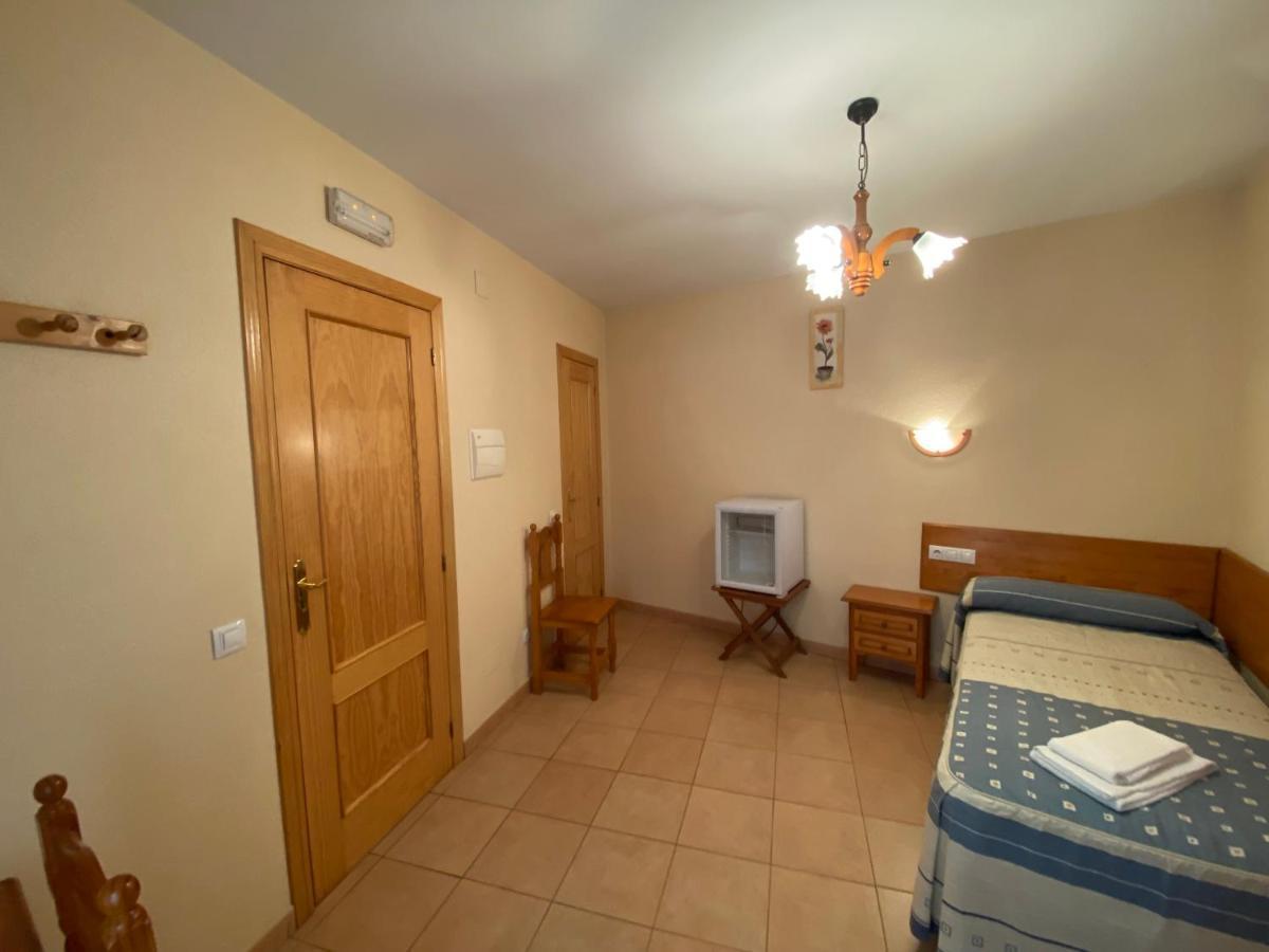 Hostal Jose Mari Ciudad Rodrigo Bagian luar foto