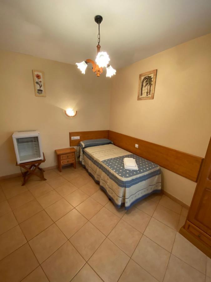 Hostal Jose Mari Ciudad Rodrigo Bagian luar foto