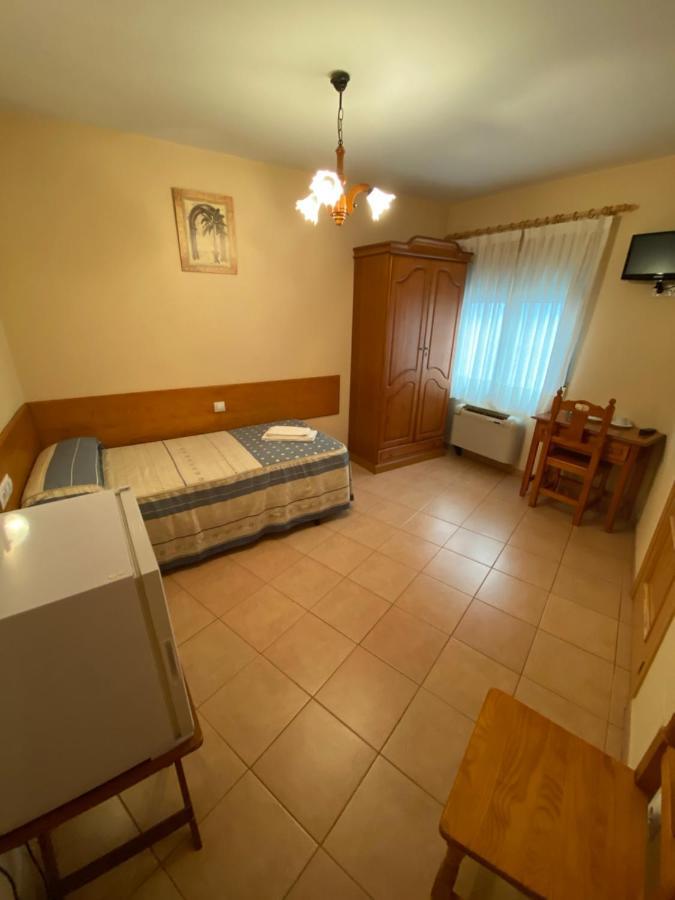 Hostal Jose Mari Ciudad Rodrigo Bagian luar foto
